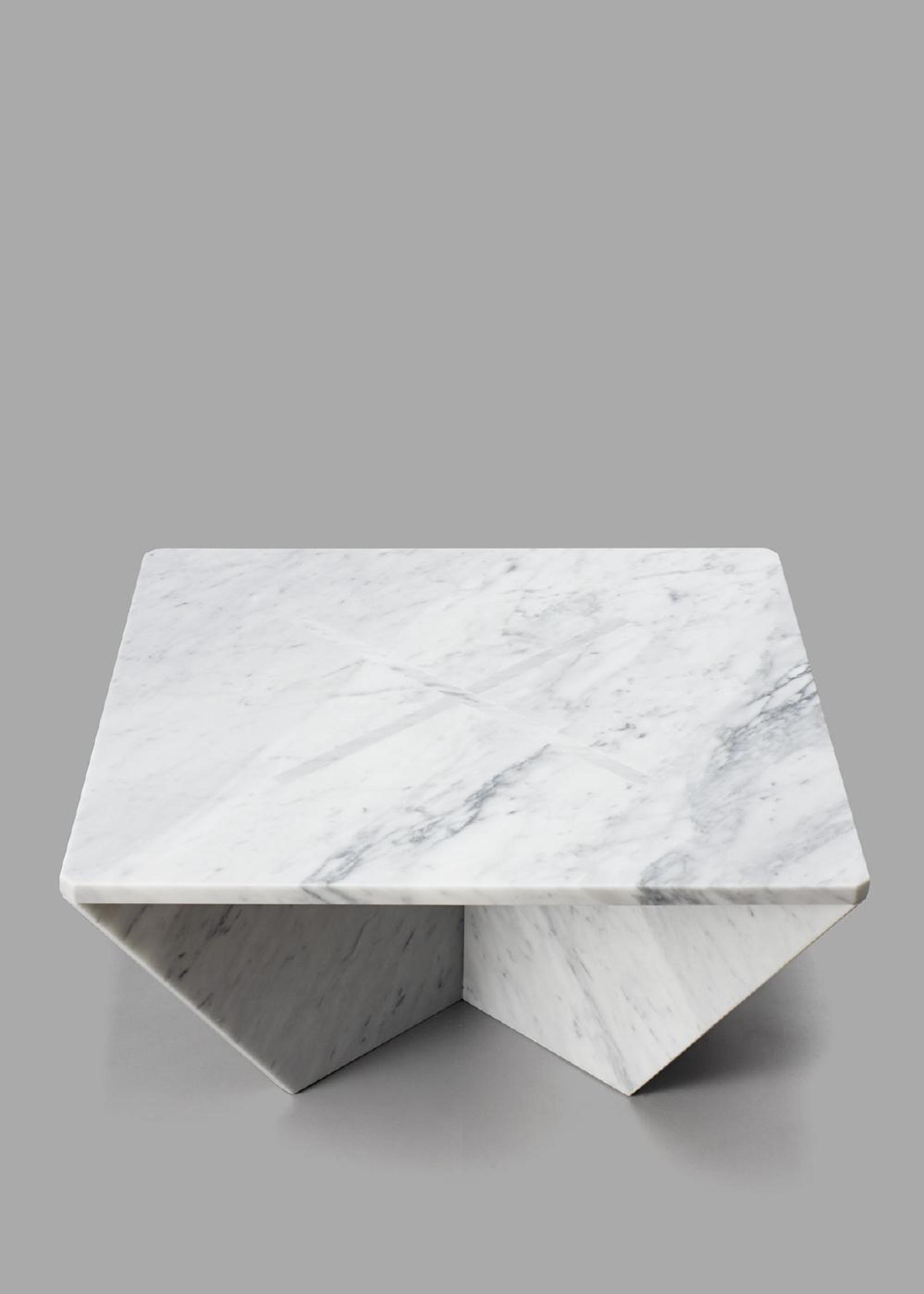 Bàn đá marble trắng vân xám mặt phẳng nguyên khối điêu khắc