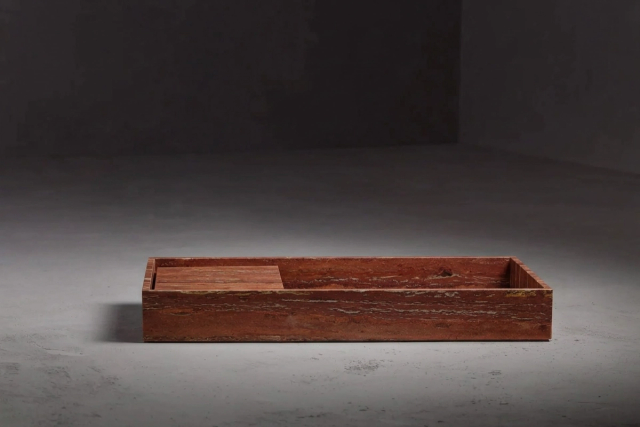 Lavabo Bento — phiên bản travertine Đỏ (vein-cut)