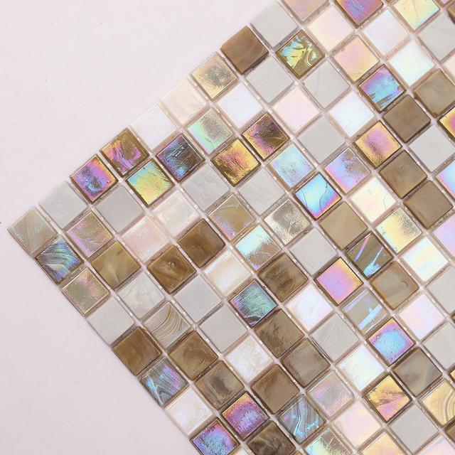 Brown Mixed Beige Pearlescent Water Glass Mosaic Tiles — mosaic tròn (penny round) bằng thủy tinh beige & nâu