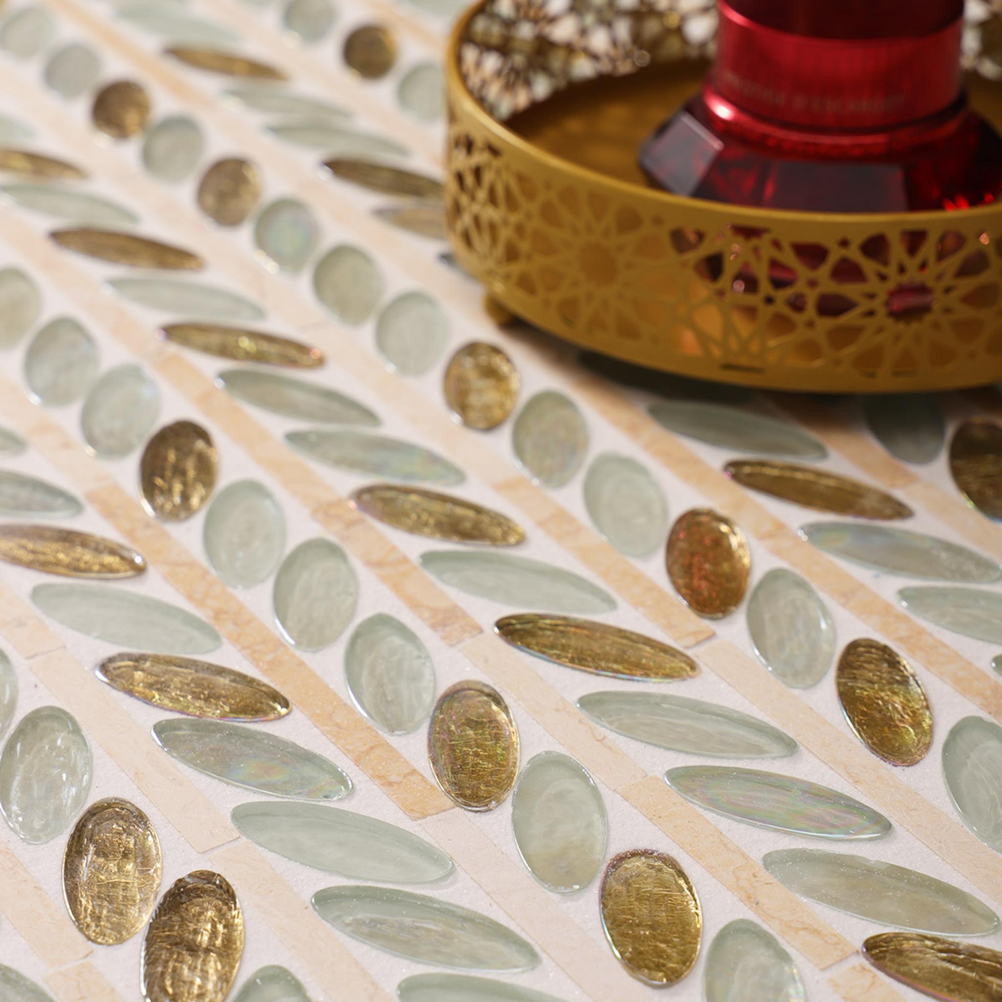 Glass and Marble Oval Leaf Mosaic Tiles — mosaic ghép nghệ thuật bằng đá marble đỏ