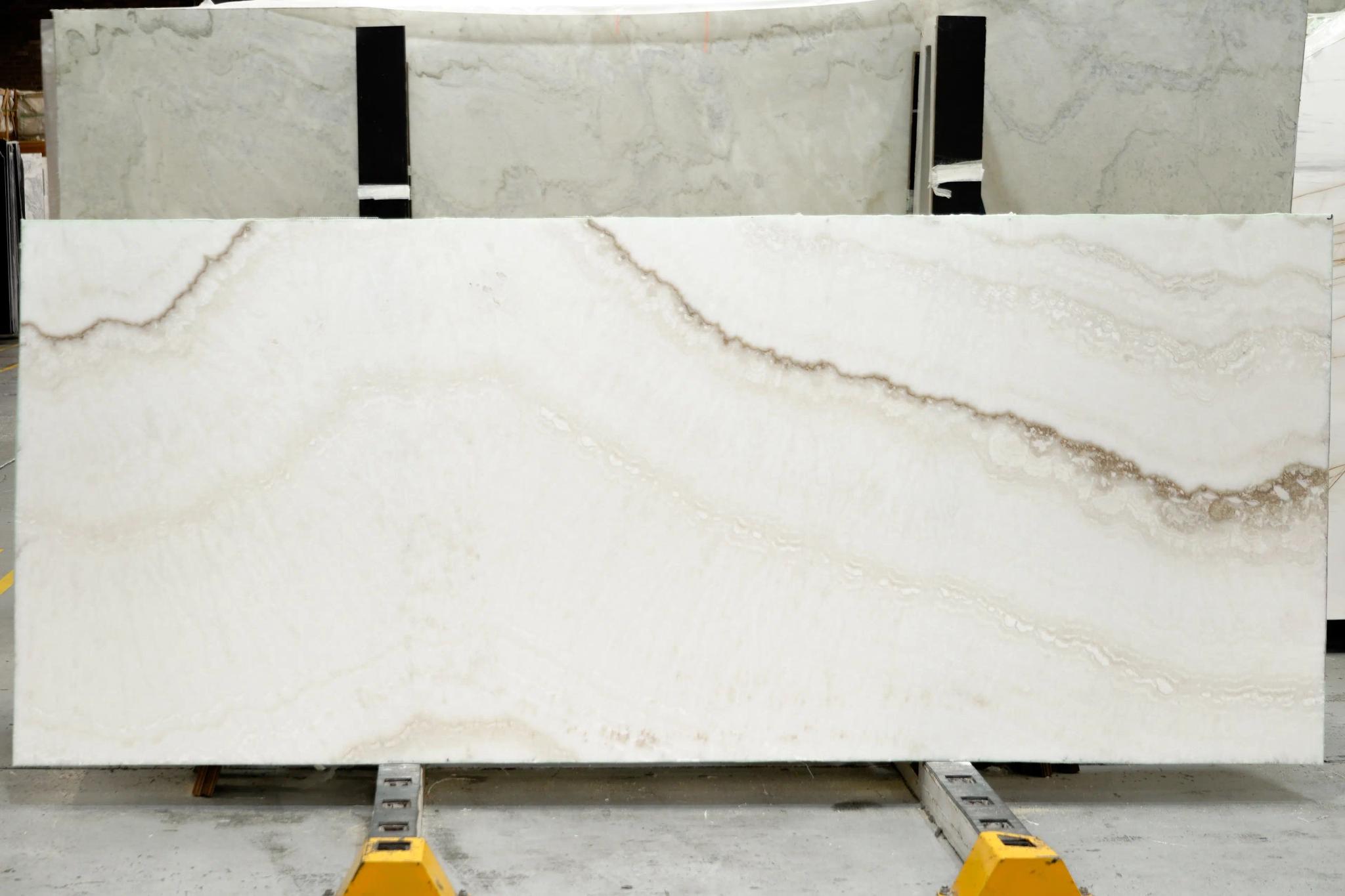 Đá Onyx — đá bán trong xuyên sáng — ảnh tấm lớn (slab)