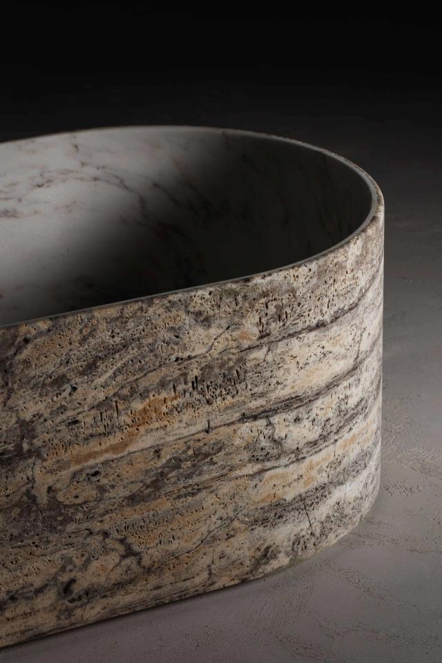 Bồn tắm đá nguyên khối thuôn dài — nội thất đá Rochelle Stone