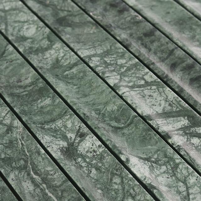Empress Green Marble Fluted Tile — mosaic rãnh sọc (fluted) bằng đá marble xanh lục