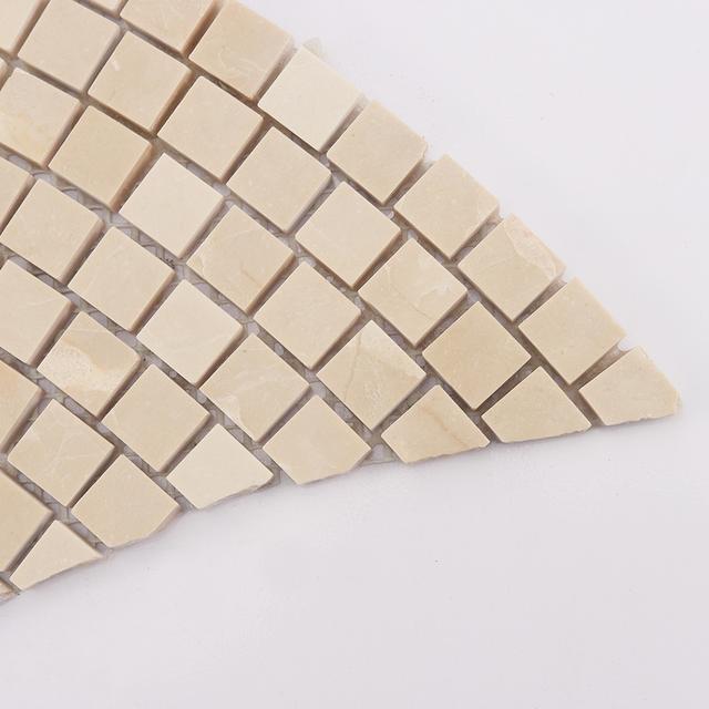 Beige Fan-Shaped Marble Mosaic — mosaic nan quạt bằng đá marble beige