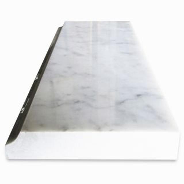 Phào chỉ đá Carrara Baseboard (phào chân tường) — bề mặt đánh bóng (polished), Rochelle Stone