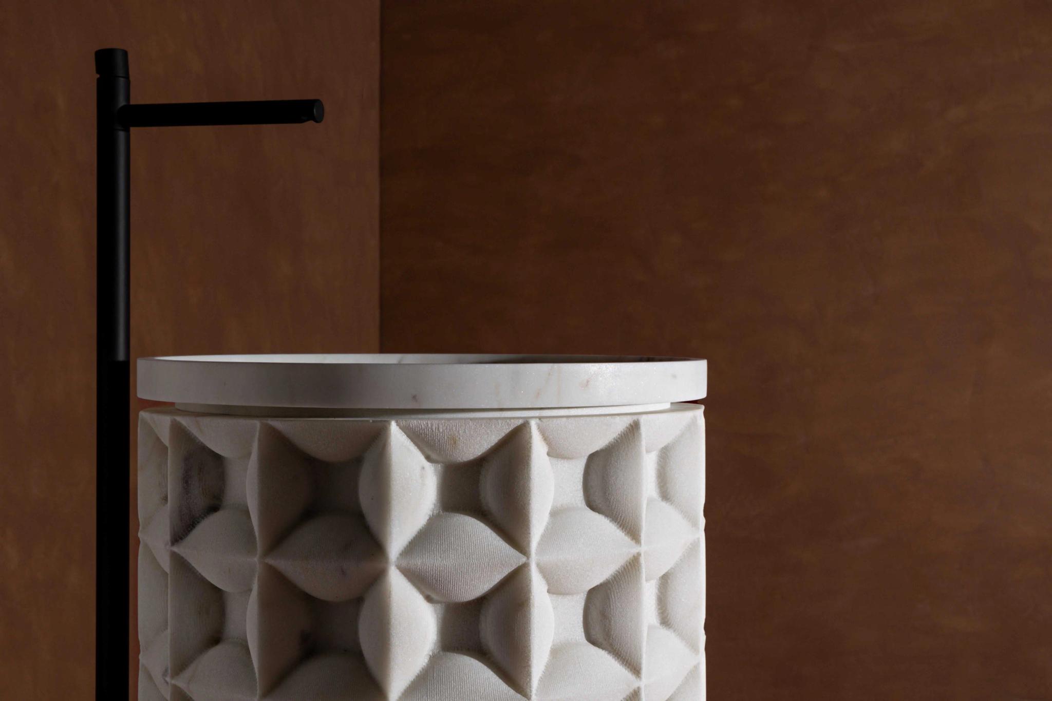 Lavabo đá nguyên khối tròn III — nội thất đá Rochelle Couture