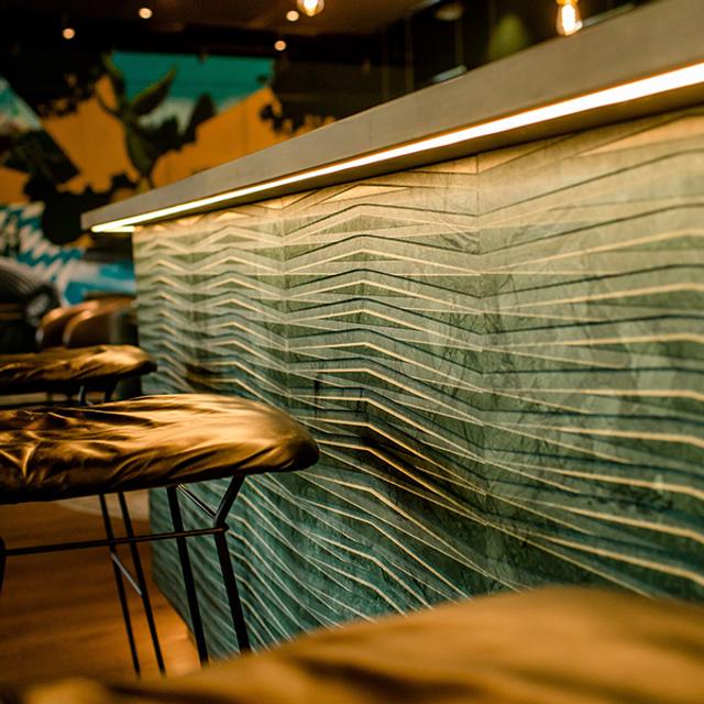 Vách đá 3D Eco — bề mặt đá tự nhiên điêu khắc nổi khối, Lithos