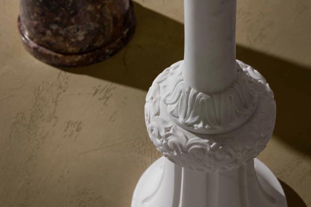 Chân nến đá II — nội thất đá Rochelle Stone