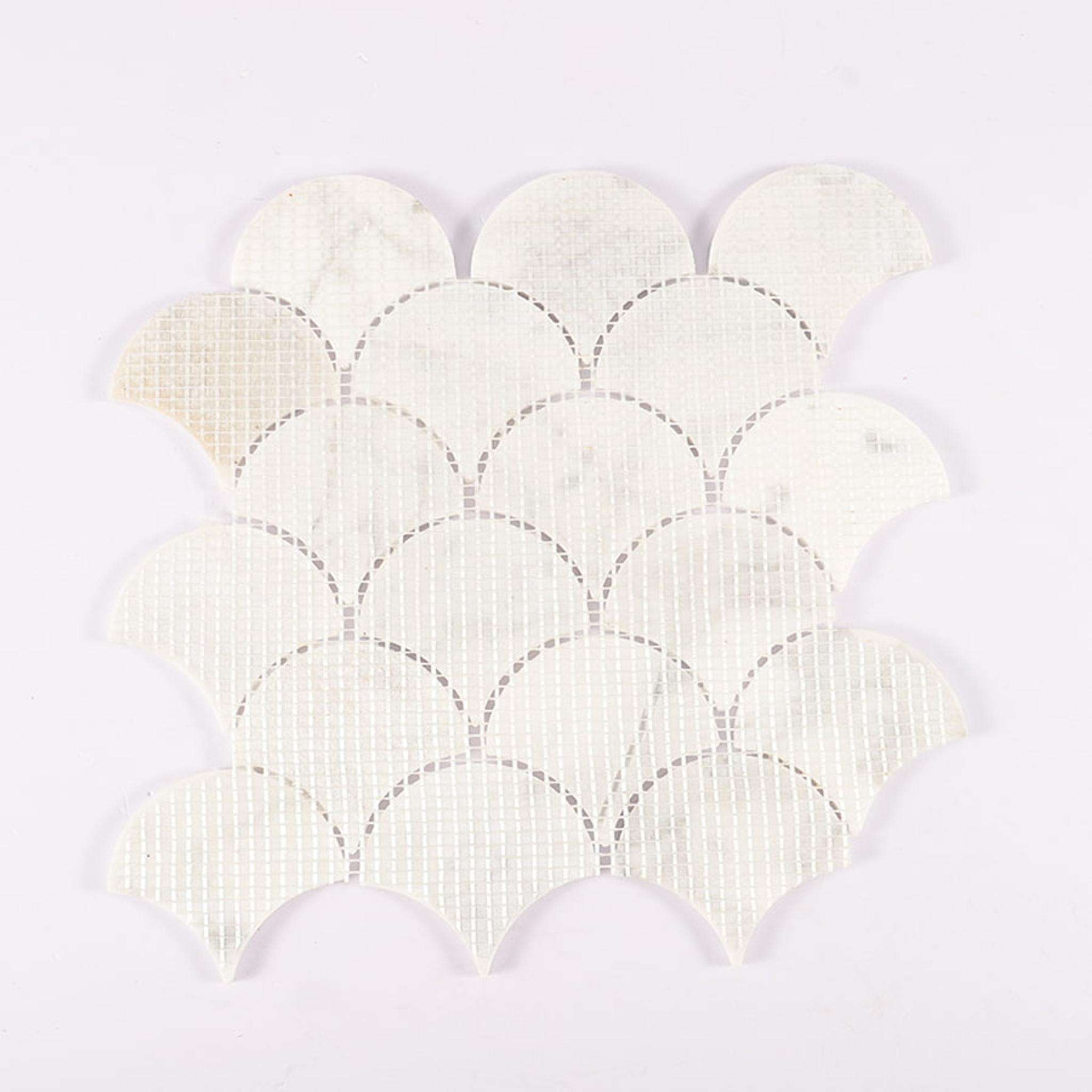Carrara White Marble Fish Scale Mosaic Tile For Bathroom and Kitchen — mosaic vảy cá (fish scale) bằng đá marble trắng & trắng Carrara