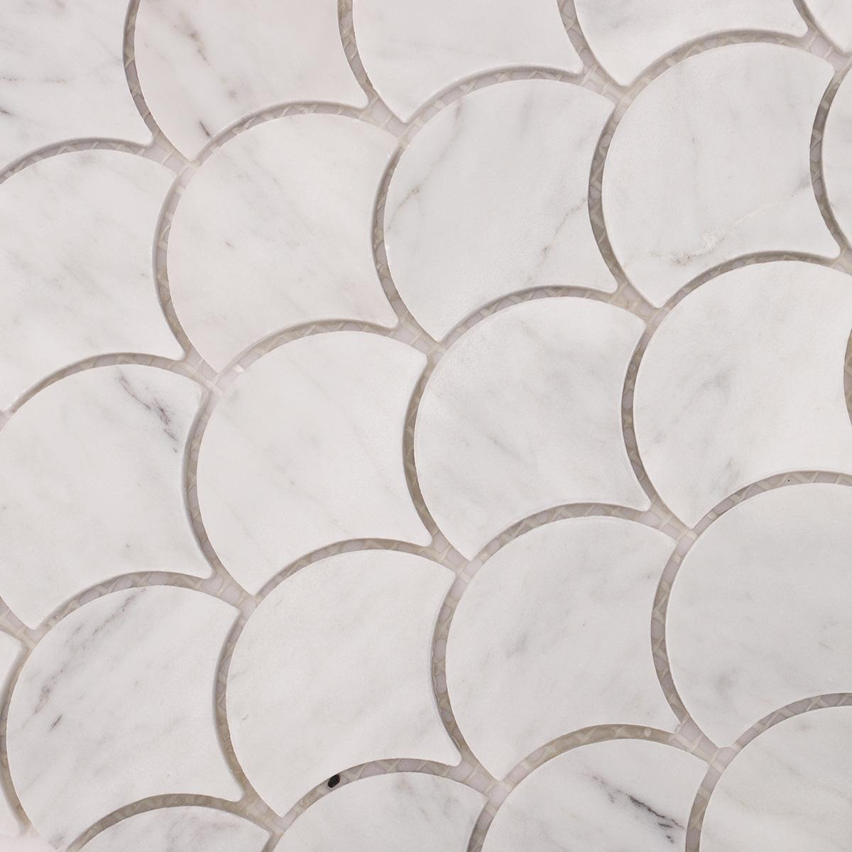 Carrara White Fish Scale Mosaic Tiles — mosaic vảy cá (fish scale) bằng đá marble trắng & trắng Carrara