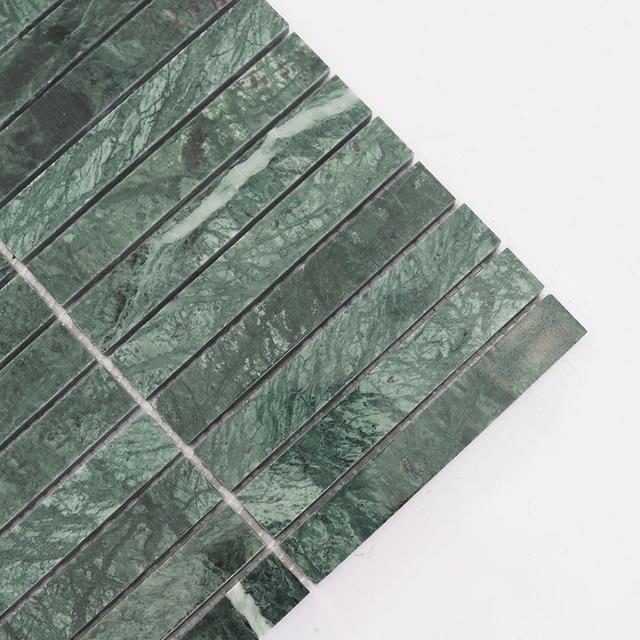 Green Marble Vertical Strip Tile Mosaic Kitchen Backsplash — mosaic thanh dài (linear) bằng đá marble xanh lục