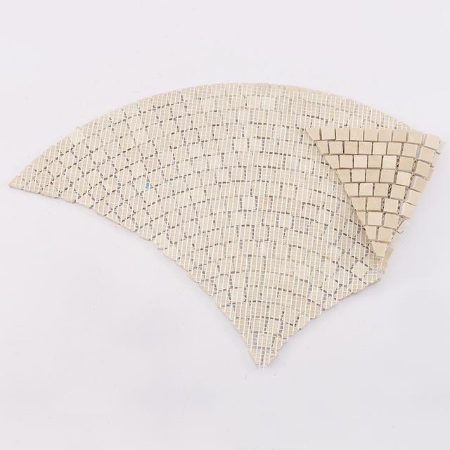 Beige Fan-Shaped Marble Mosaic — mosaic nan quạt bằng đá marble beige