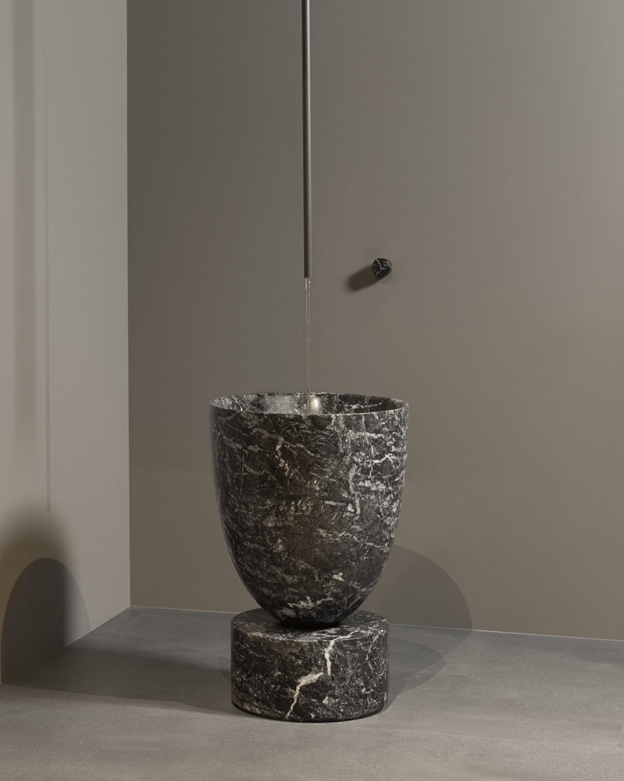 Lavabo Arcadia đặt sàn — lavabo đá tự nhiên Rochelle