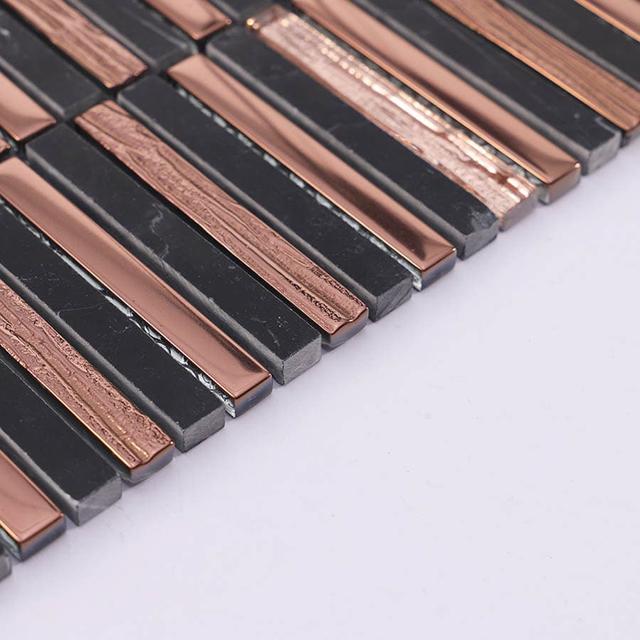 Rose Gold Glass and Black Marble Mosaic Strip Tile — mosaic thanh dài (linear) bằng đá marble đen & vàng