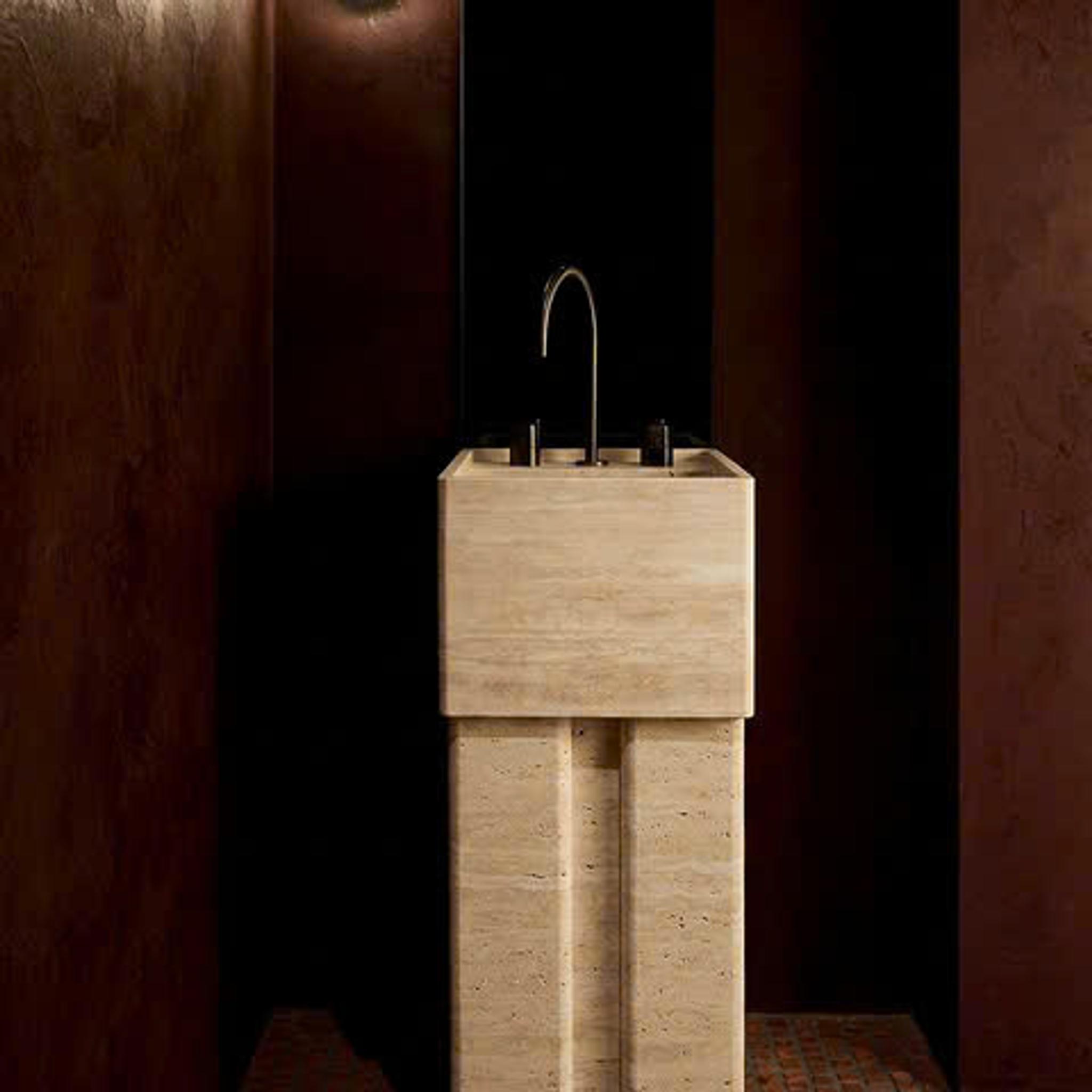 Lavabo đá nguyên khối — Travertine kem