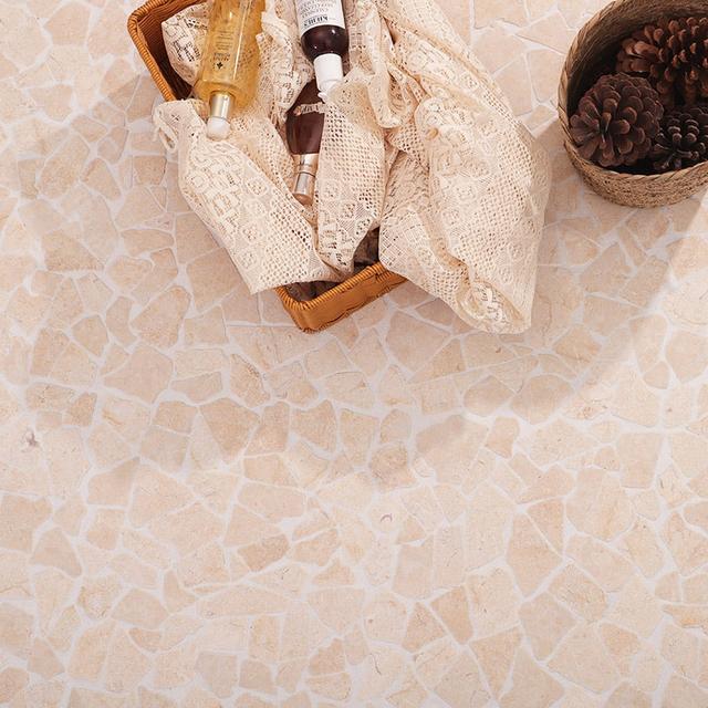 Beige Natural Stone Flat Pebble Mosaic Tiles — mosaic ghép nghệ thuật bằng đá marble beige