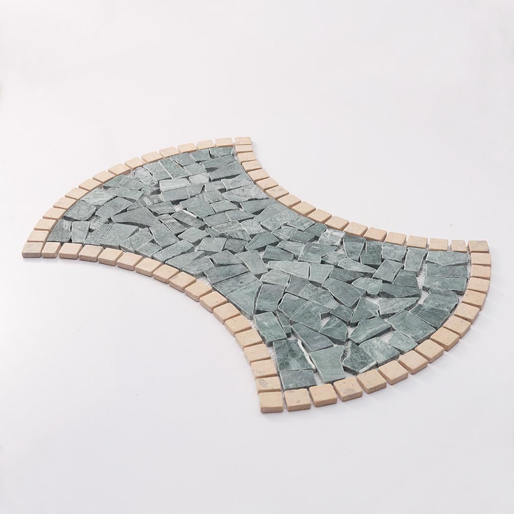Irregular Green Marble Pebble Mosaic with Beige Square Border Tiles — mosaic vuông bằng đá marble xanh lục & beige