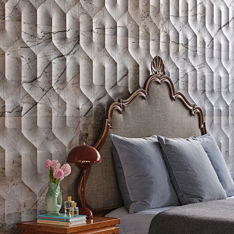 Bề mặt đá chạm khắc 3D gợn sóng — chất cảm dưới đầu ngón tay