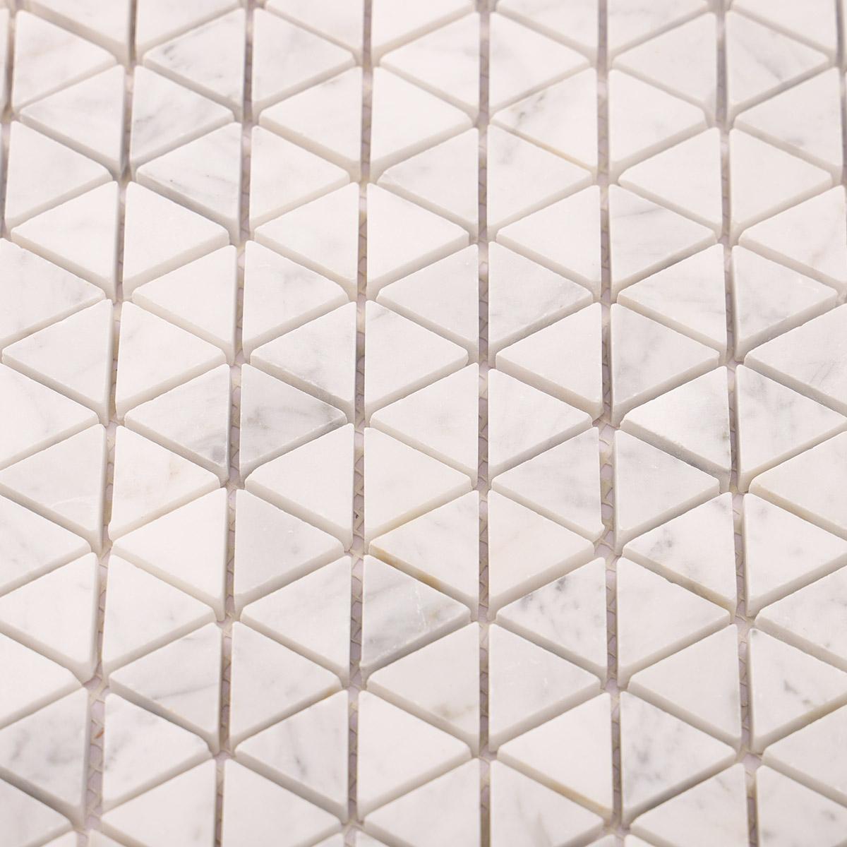 Carrara White Marble Geometric Triangle Mosaic Tiles — mosaic ghép nghệ thuật bằng đá marble trắng & trắng Carrara
