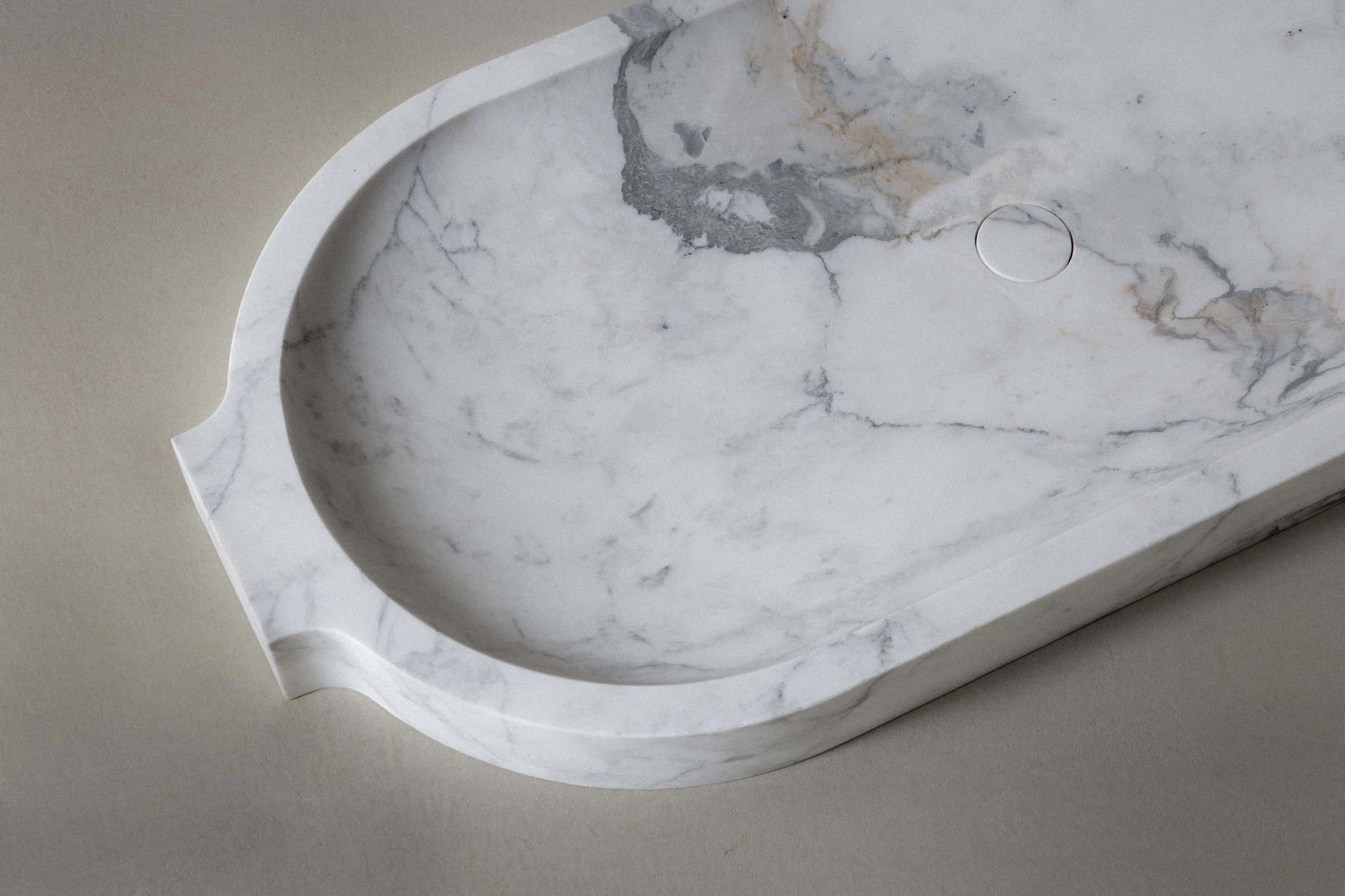 Lavabo đá đặt bàn thuôn dài III — nội thất đá Rochelle Couture