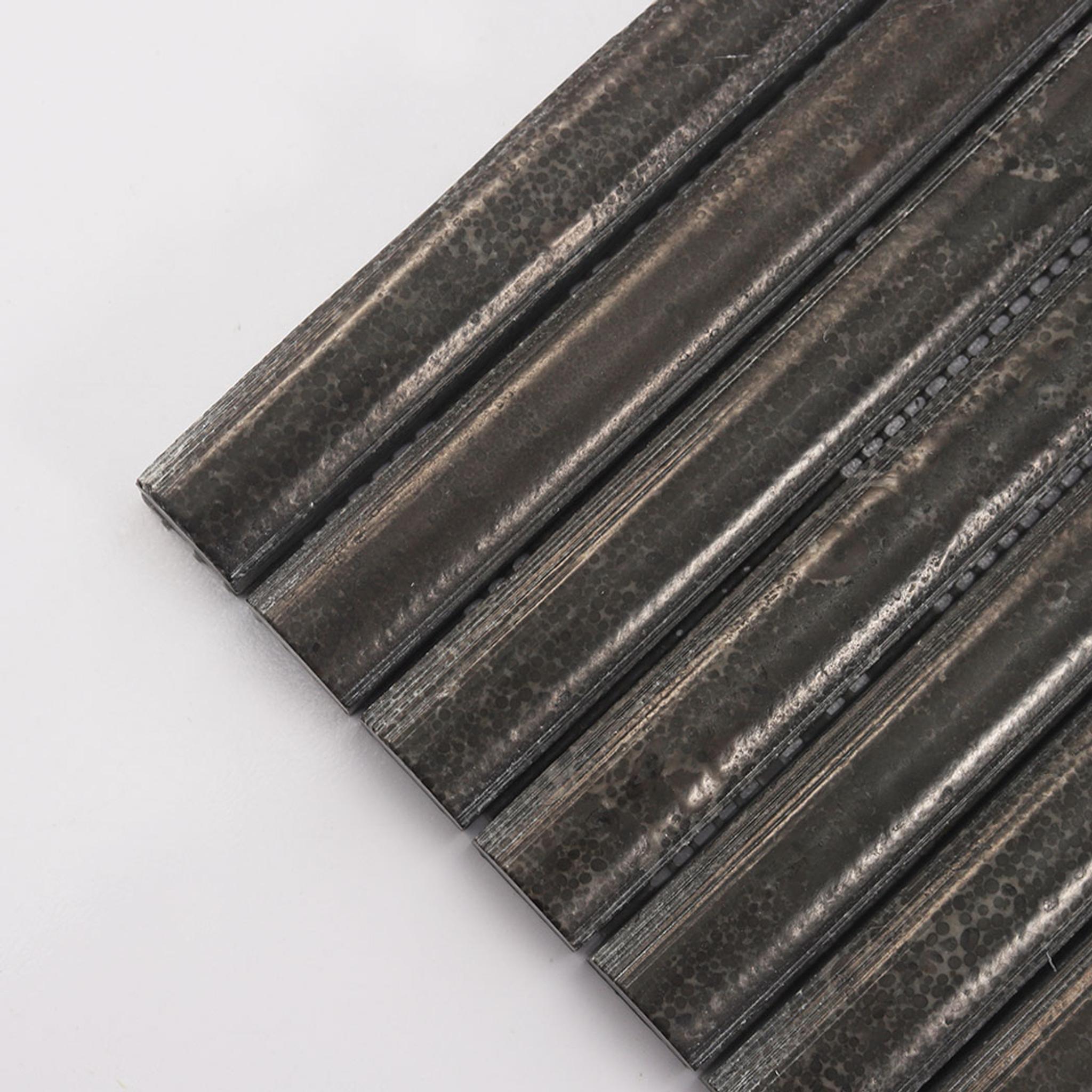Dark Brown Fluted Marble Mosaic — mosaic rãnh sọc (fluted) bằng đá marble nâu trầm