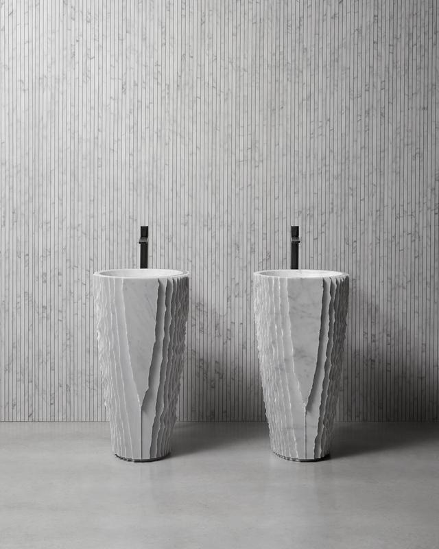 Lavabo Controverso đặt sàn — lavabo đá tự nhiên Rochelle