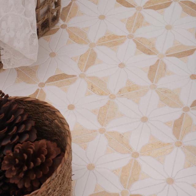 Flower Pattern Beige and White Marble Mosaic Tiles — mosaic hoa văn waterjet bằng đá marble trắng & beige