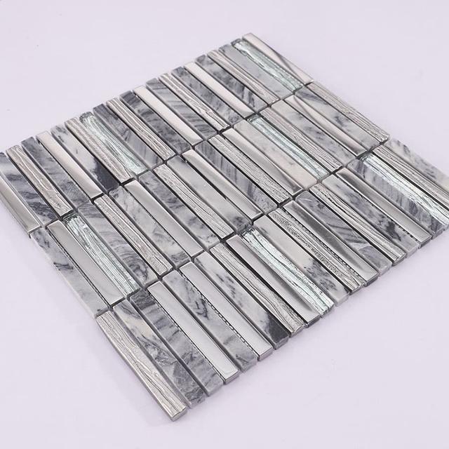 Silver Glass and Gray Marble Mosaic Linear Tile — mosaic thanh dài (linear) bằng đá marble xám & bạc