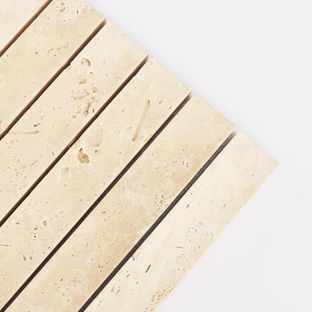 Beige Travertine Fluted Mosaic Wall Tile for Kitchen and Bathroom — mosaic rãnh sọc (fluted) bằng đá travertine beige