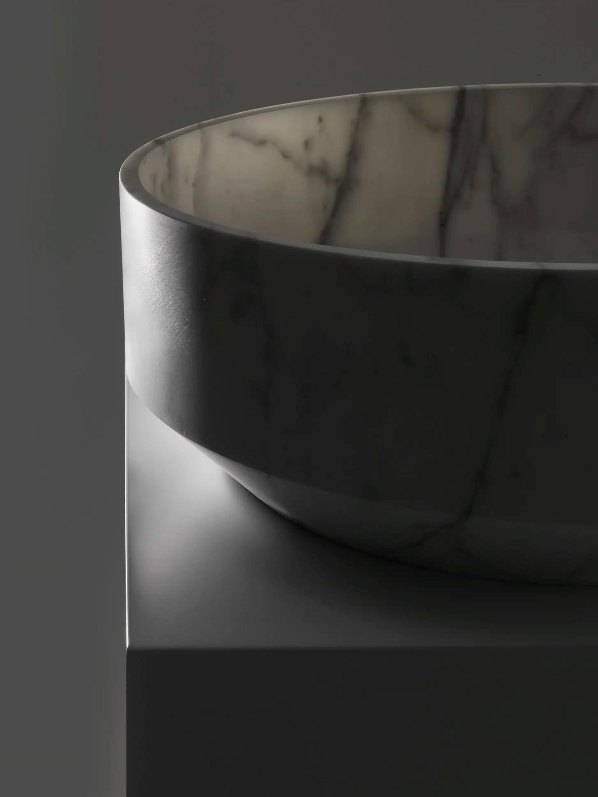 Lavabo đá dạng khối III — nội thất đá Rochelle Couture