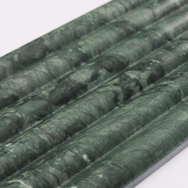 Dark Green Round Fluted Marble Tile — mosaic rãnh sọc (fluted) bằng đá marble xanh lục đậm