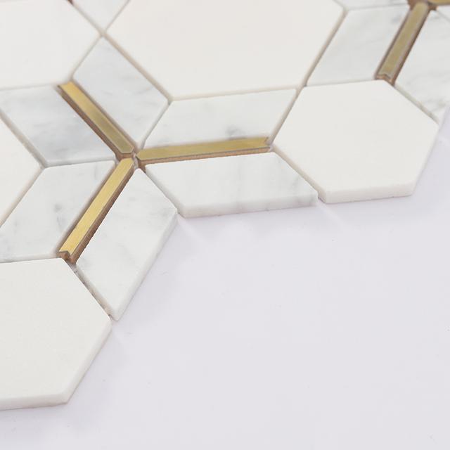 White Hexagon Marble Mosaic Tile with Gold Metal Line Inserts — mosaic lục giác bằng đá marble trắng & vàng