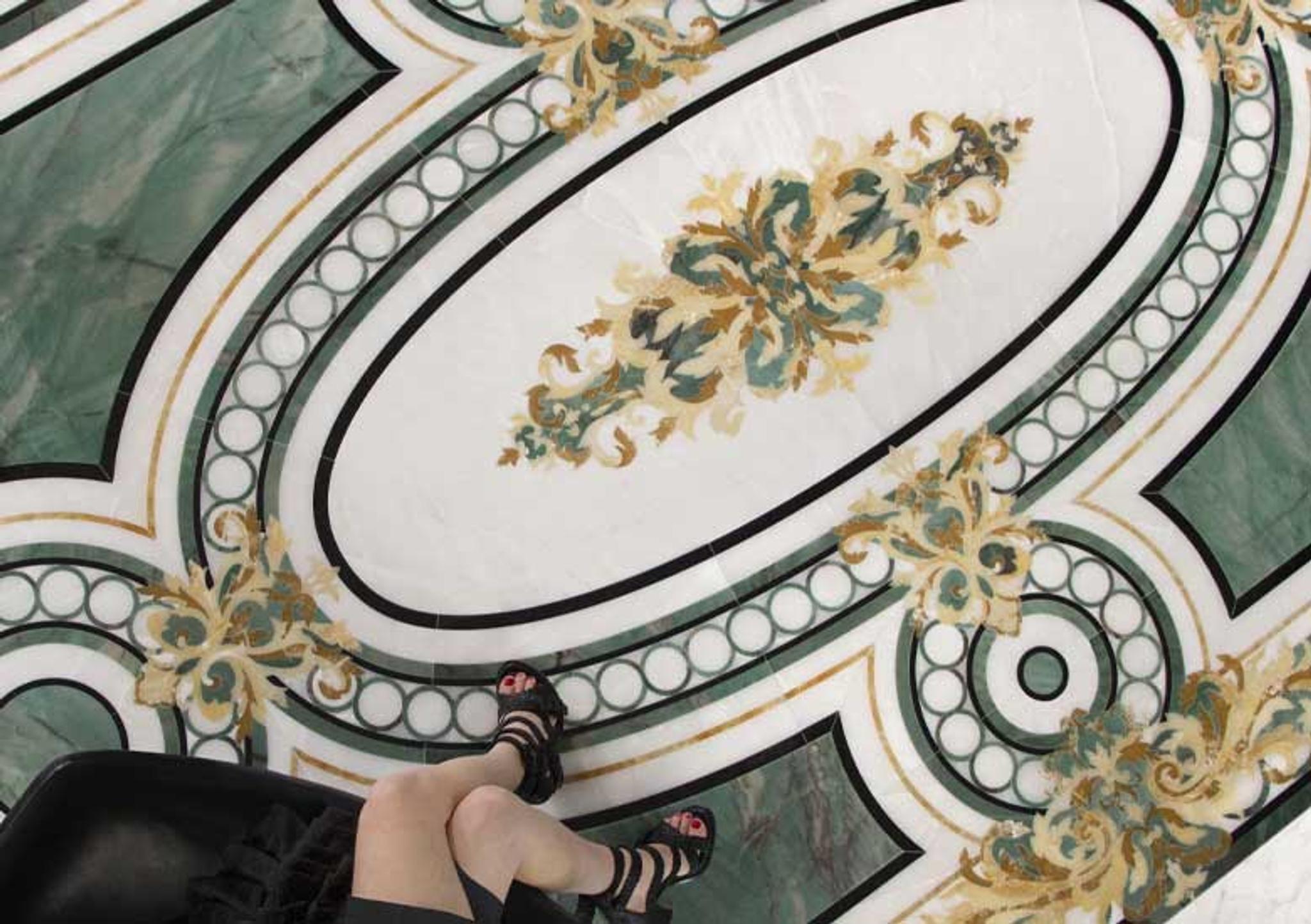 Hoa văn đá khảm marble Emerald — Rochelle Couture