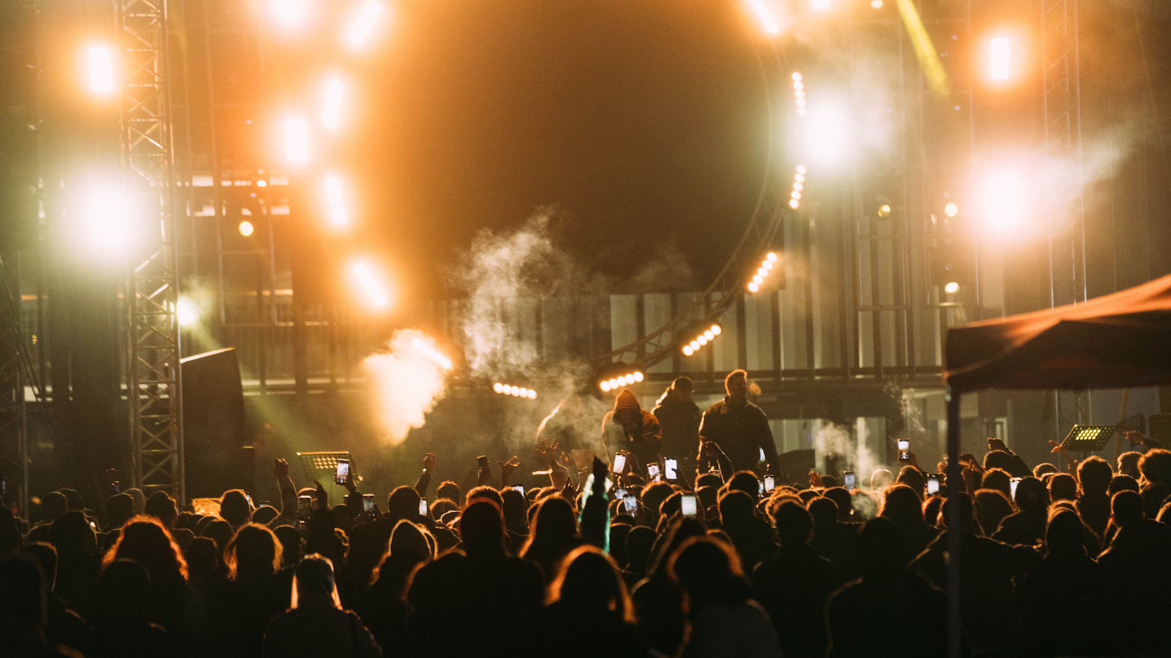 How to Watch Live Music on a Tight Budget
