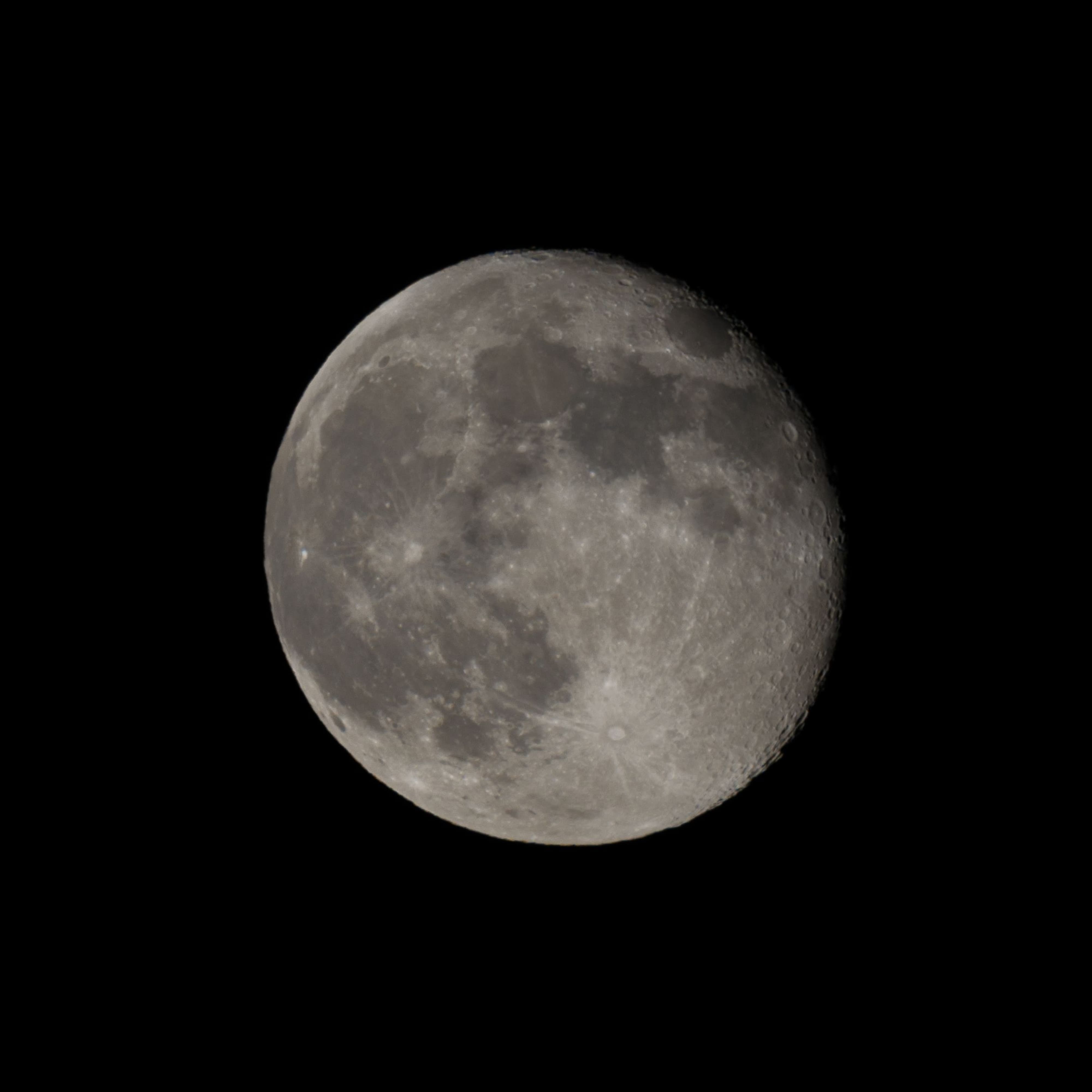 10 Things About the Moon That Still Baffle Scientists