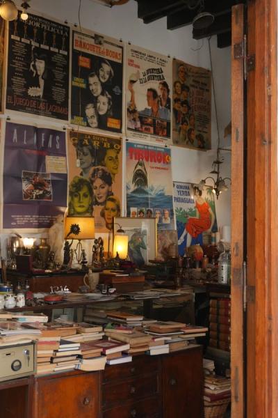 How to Start Collecting Movie Memorabilia Without Spending a Fortune