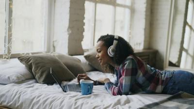 How to Get Into Audiobooks: A Complete Beginner's Guide