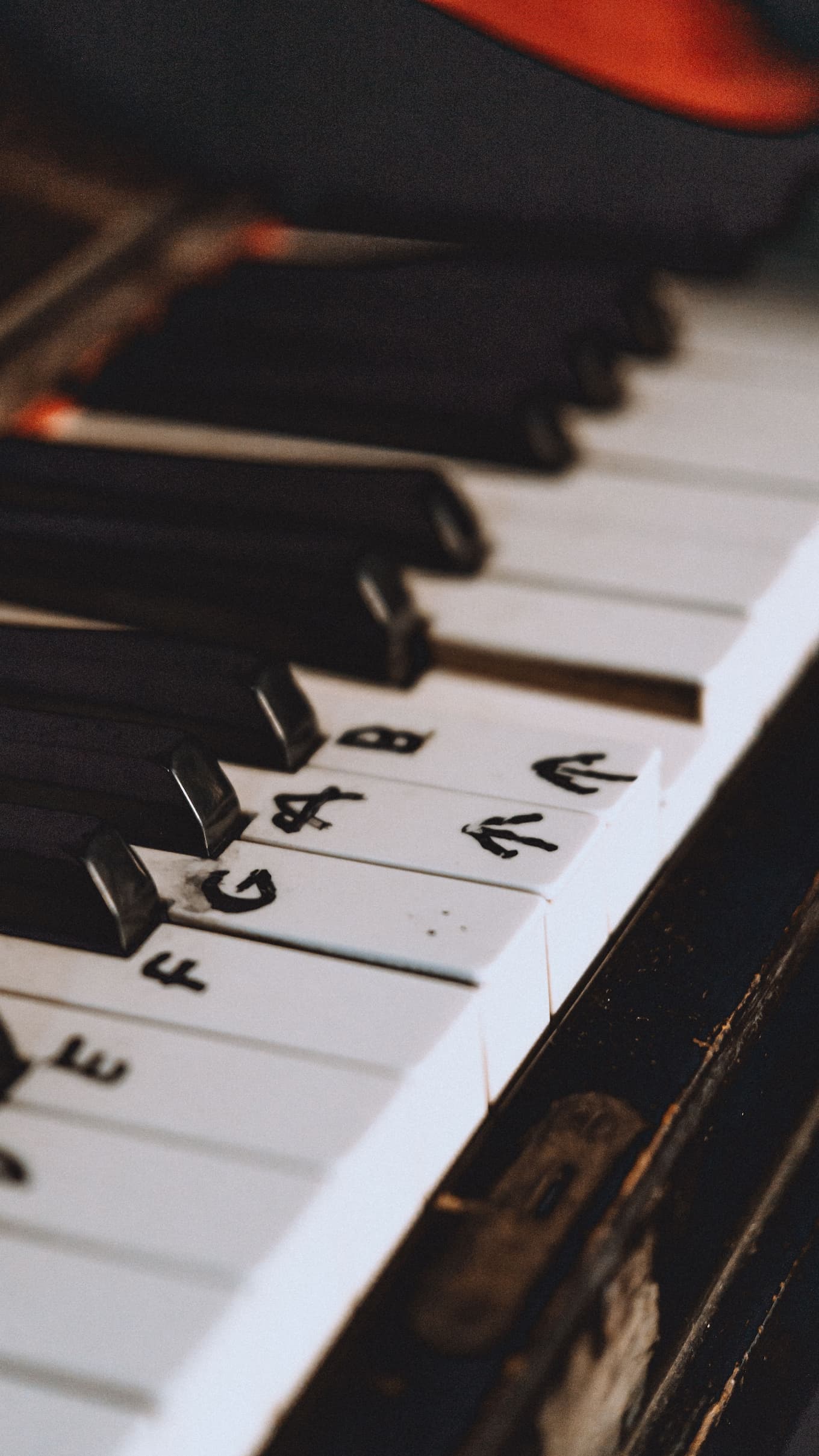 The Real Science Behind Why Minor Keys Make Music Sound Sad