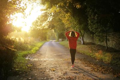 The Quiet Power of a 10-Minute Walk