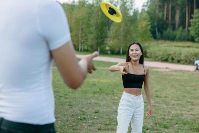 The Strange Physics of Why Boomerangs Actually Come Back