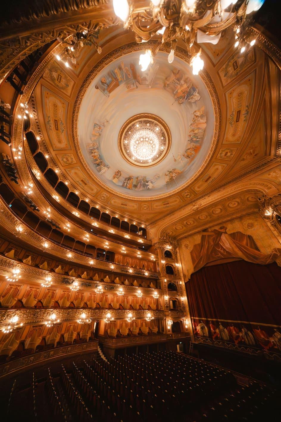 How to Appreciate Opera Without It Feeling Like an Ordeal