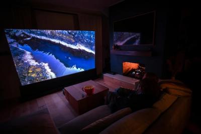 How to Build the Perfect Home Cinema for Under $500