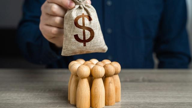What is Compounding interest?
