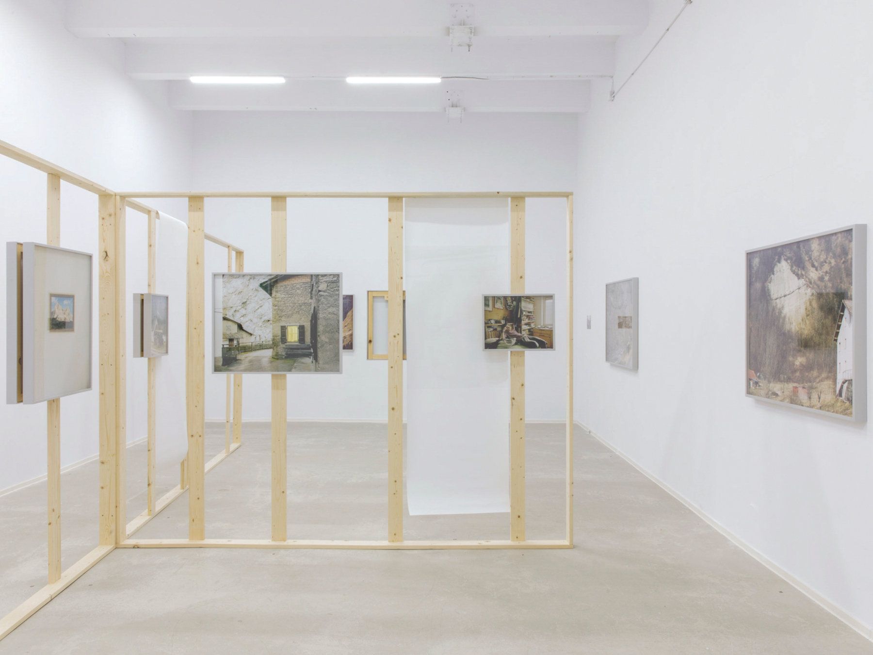 Casa Scânteii — Are They Rocks or Clouds? — installation view 5
