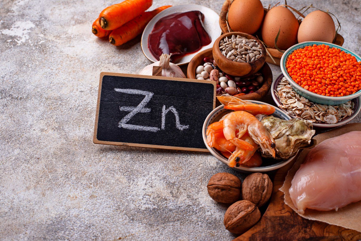 Cinkas: nauda, šalutinis poveikis, mitybos faktai, naudojimas ir dar daugiau