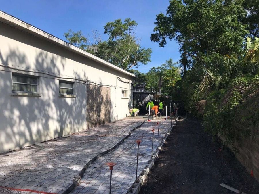 Building construction sign slab pour — Bradenton Research Center