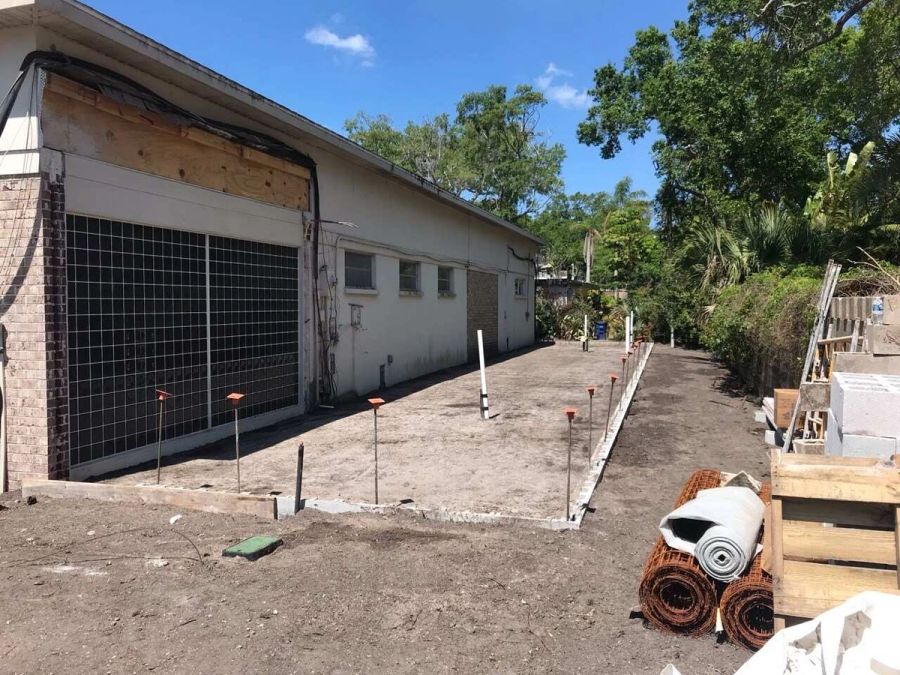 Concrete slab pour crew — Bradenton Research Center
