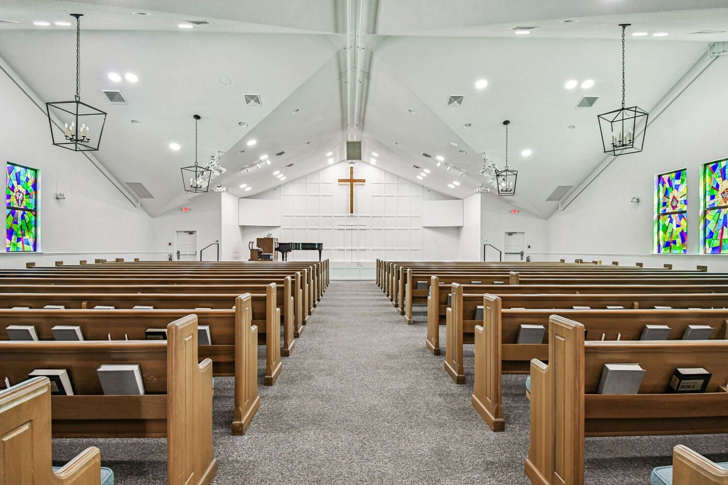 Modern sanctuary interior — Roser Memorial Community Church, Anna Maria, FL