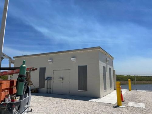 Building exterior equipment truck — Florida Everglades Annex Restoration