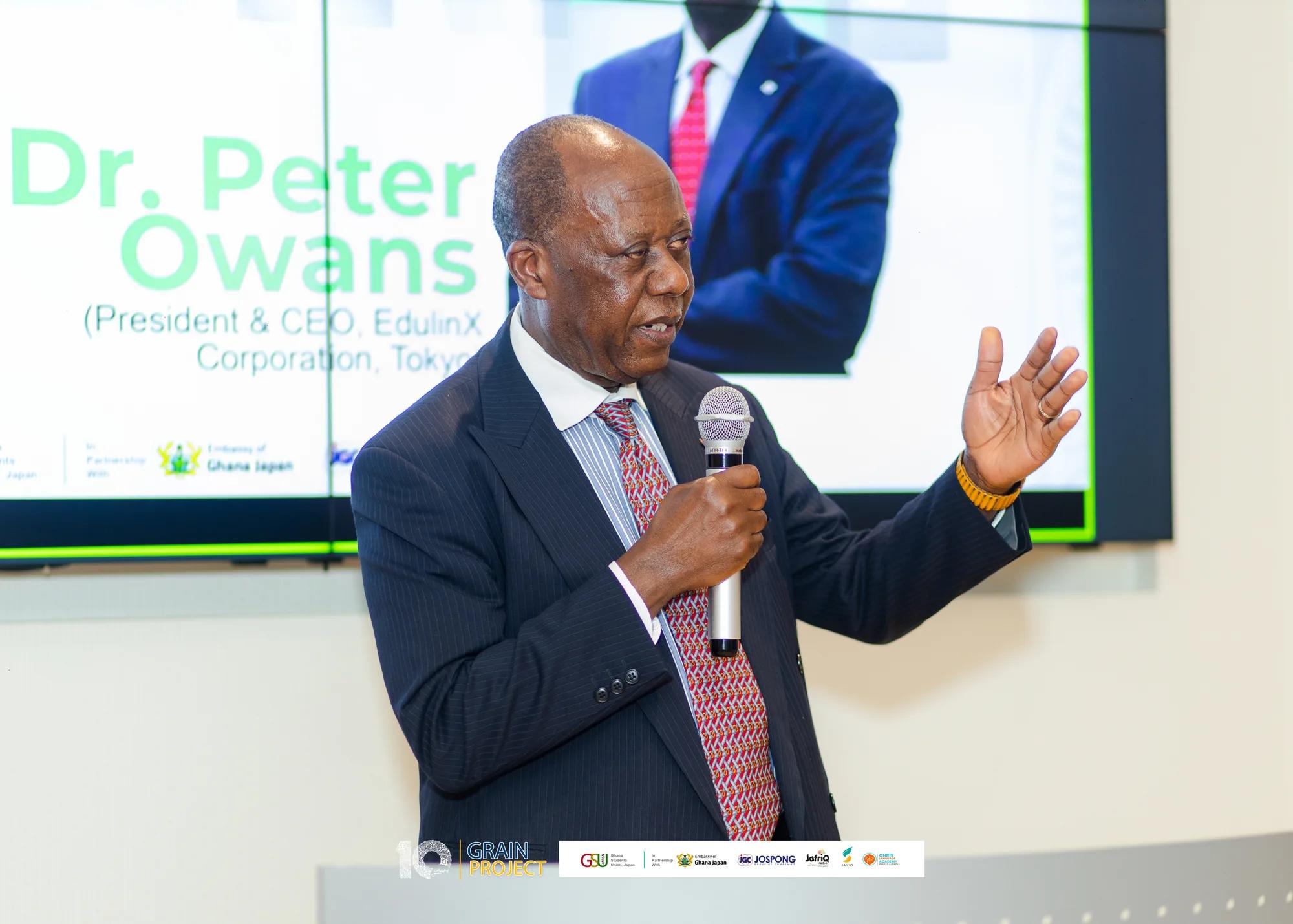 Dr. Peter Owans, President and CEO of EdulinX Corporation, during his inspirational session